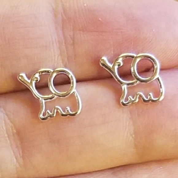 NWOT Sterling Silver Elephant Studs - Picture 3 of 9